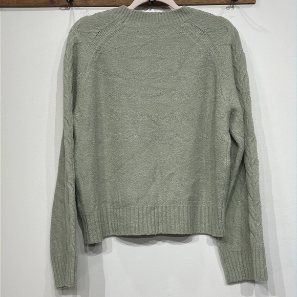 J.Crew Cashmere bouclé cable-sleeve sweater - Picture 3 of 14